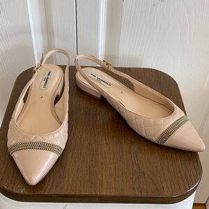 Karl Lagerfeld Nude Quilted Pointed Slingback Flats with Gold Chain Size 7.5